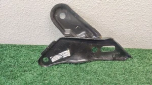 Toyota 4runner 1999 2002 soporte de parachoques lateral izquierdo - Imagen 1 de 3