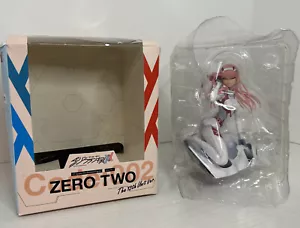 Kotobukiya Zero Two The 13th Unit Ver. Figura Darling in the Franxx caja abierta - Imagen 1 de 12