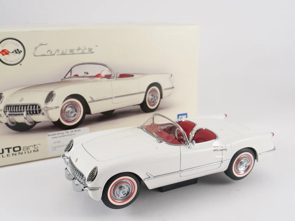 Auto Art 118 Chevrolet Corvette 1953 Polo White - Image 1 of 4
