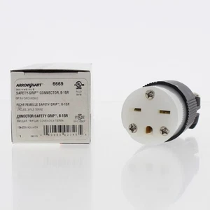 Cooper Straight Blade Safety Grip Nylon Dead-Front Connector 6-15R 15A 250V 6669 - Picture 1 of 7