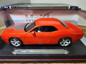 Maisto -  1/18 - 2006 Dodge Challenger Concept - Picture 1 of 8