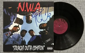 ICE CUBE STRAIGHT OUTTA COMPTON SIGNED VINYL + RECORD NWA RAP BECKETT COA - Picture 1 of 5