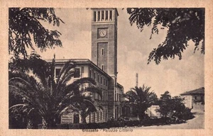 CARTOLINA DI GROSSETO - PALAZZO LITTORIO - VG 1943 - Imagen 1 de 2