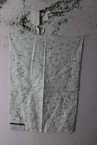 Kravet, Thom Filicia, Griffith, Sea Gulls in Flight, 18" W X 25" L, Various Clrs - Picture 1 of 4