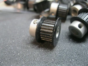 MXL Timing Belt Pulley 0.080 (2.032mm) Pitch Alum DBL Flange 22 Teeth 0.25 Bore - Picture 1 of 4