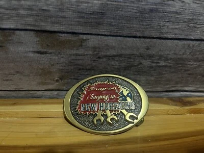 Snap On 充电至 New Horizons 黄铜皮带扣 复古 — 第 1/4 张图片