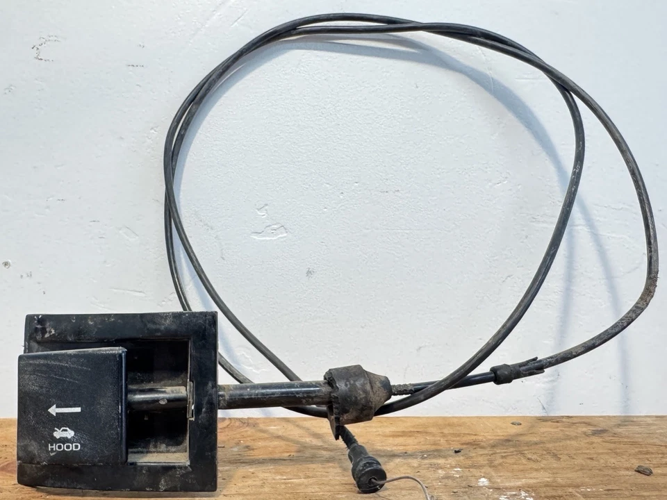 Cable de liberación de capó Bronco 92-96 Ford F150 Bronco F250 F350 OEM F2TB-16C656-AA Foto 1 de 4