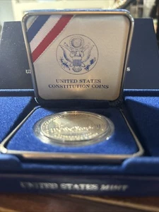 1987 S US Constitution US Mint Commerative Proof Silver Dollar - Free Shipping - Picture 1 of 5