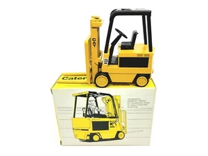 Caterpillar Cat Electric Lift Truck - NZG 1:25 Scale Diecast Model #225 New - Picture 1 of 6