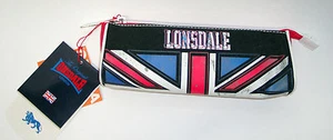 ASTUCCIO SCUOLA MINI TOMBOLINO TRIANGOLARE LONSDALE BANDIERA INGLESE - Foto 1 di 1