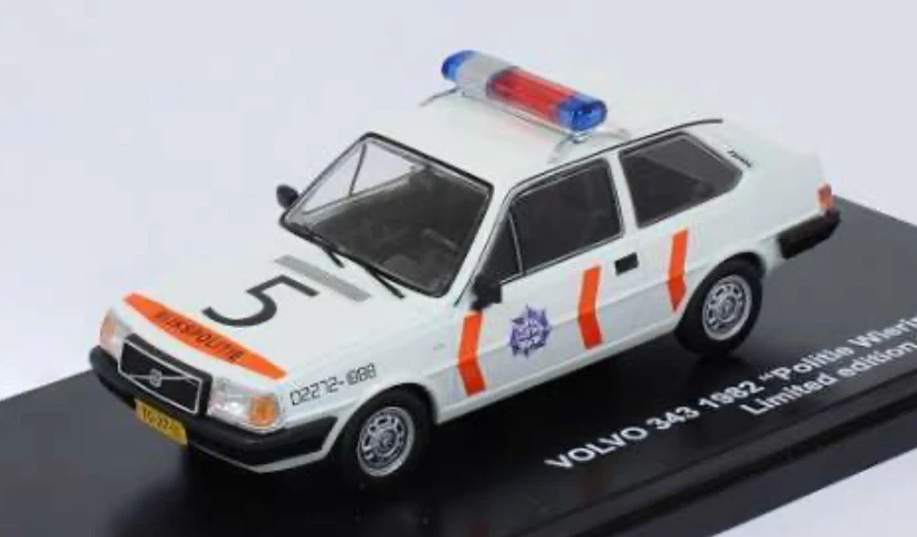 1/43 VOLVO 343 POLITIE WIERINGERWERF 1982 TRIPLE 9 T9-43058 - Immagine 1 di 1