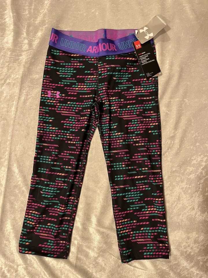 Youth Size Medium Under Armour Yoga Capri Pants Leggings