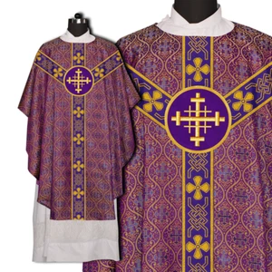 Gothic Chasuble with Embroidered Jerusalem Cross Motif – Liturgical Vestment - Picture 1 of 8