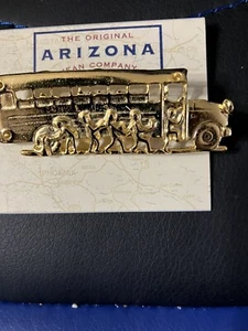 ARIZONA JEAN COMPANY SCHOOL BUS PIN/BROOCH WITH CHILDREN - Picture 1 of 3