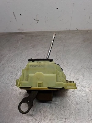 Mercedes-Benz C W203 2002 Schaltkulisse A2032675524 2002 105kW NIC27905 - Bild 1 von 3