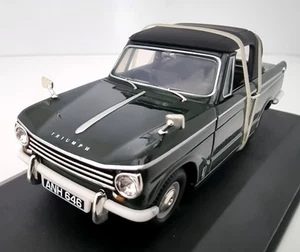 1/43 Scale Triumph Herald Convertible Green 1962 Vanguards Diecast Model VA07402 - Picture 1 of 15