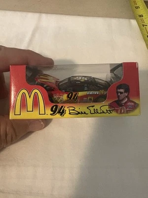 Coche fundido a presión RCCA Nascar 2000 McDonald’s #94 Bill Elliott 1/64 LE 1/4032 Foto 1 de 4