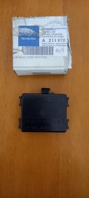 New Genuine Mercedes CLK CLS E C219 W209 W211 Rain Sensor A2118701585 - Image 1 of 4