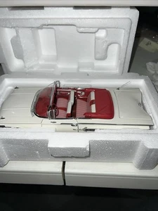 1960 Chevrolet Impala Convertible White Danbury Mint 1:24 Scale Model - Picture 1 of 16