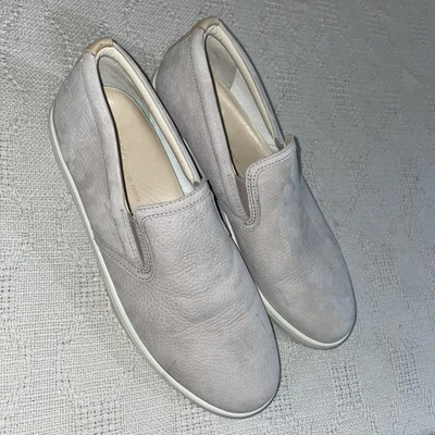 Zapatillas informales Ecco para mujer talla 40 EE. UU. 9 M cuero beige confort atletismo  Foto 1 de 4