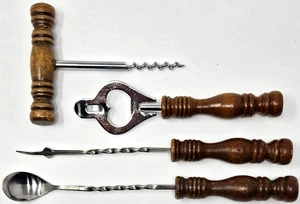 Herramientas de barra manijas de madera sacacorchos, abridor, cuchara, picahielos mediados de siglo MCM de colección - Imagen 1 de 3