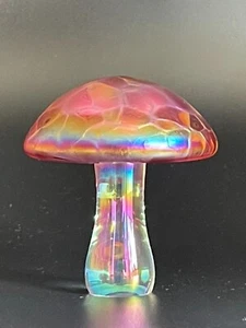 Iridescent Pink Glass Mushroom - Foto 1 di 13