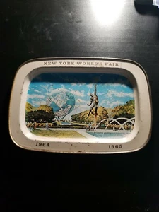 New York World's Fair 1964-1965 Unisphere Small Metal Plate. - Picture 1 of 3