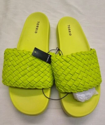 Sandalias Torrid acolchadas para mujer con toboganes de piscina - verdes - (talla: 11 WW) ¡NUEVAS! Foto 1 de 4