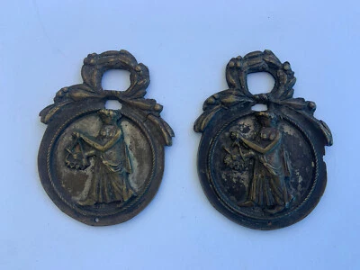 Antiguo Par RARO Bronce Francés Cajón Tirador Manijas Herrajes Siglo XVIII Luis 16 Foto 1 de 4