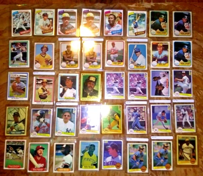 1980-'83 VINTAGE LOT OF 40: HOFS STARS RC HI-GRADES YOUNT SMITH JACKSON & MORE - Image 1 of 4