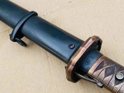 Espada sable militar japonesa vintage samurai katana mango de latón con número Foto 1 de 4