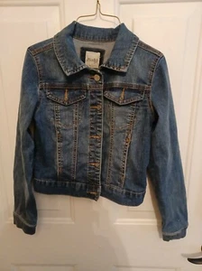 Mudd Girls Medium Wash Denim Jean Jacket Size 10, Button Front, Pockets - Picture 1 of 9