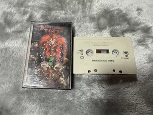 DANGEROUS TOYS 1989 CBS SELF TITLED CASSETTE TAPE - Picture 1 of 6