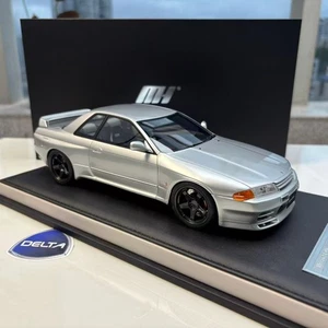 Motorhelix 1/18 Nissan Skyline GTR R32 con piezas Nismo en astilla metálica - Imagen 1 de 11