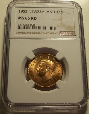 New Zealand, 1952 George VI Half Penny. NGC MS 65 Red. - Image 1 of 3