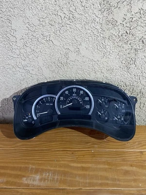 通用集群 – 原始设备制造商仪表 – 适用于 2000–2006 年 Tahoe / Escalade — 第 1/2 张图片