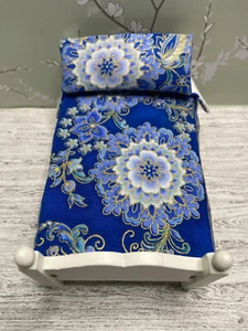 Miniature Dollhouse twin Bedspread blanket 1 Pillow 1:12scale blue gold cream - Picture 1 of 4