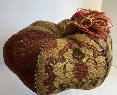 fall pumpkin shaped quilted pillow decor Upholstery Fabrics and Tassel Stem Foto 1 de 4