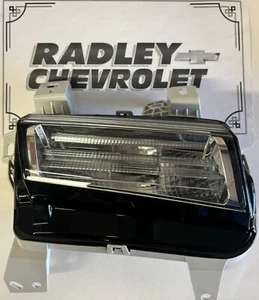 NEW GM OEM CADILLAC- SIGNAL LAMP ASSY- LEFT- GENERAL MOTORS GMC 84496127 - Picture 1 of 1