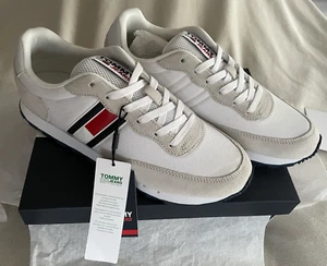Tommy Hilfiger Gr.42 Sneaker Schuhe Turnschuhe Laufschuhe Textil Runner weiß NEU - Bild 1 von 6
