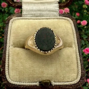 Vintage 9k Yellow Gold Bloodstone Oval Signet Ring, Size 6 - Picture 1 of 8
