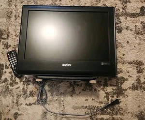 Sanyo DP19648 19" LCD HDTV 720p Television / Monitor, Tested With Remote - Picture 1 of 3