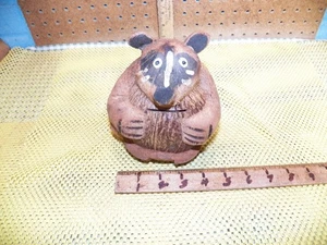 Vintage geschnitzte Kokosnuss Bank - Lemur? - Bild 1 von 6