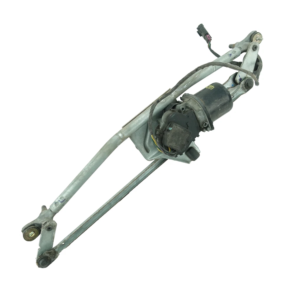 2004 2005 2006 2007 2008 09 Colorado Canyon Windshield Wiper Motor Transmission - Image 1 of 4