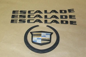 2002 2003 2004 2005 2006 CADILLAC ESCALADE EMBLEM LOGO OEM - Picture 1 of 4