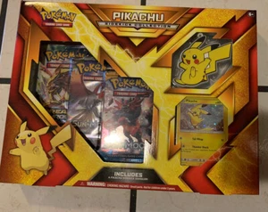 Pokemon TCG Pikachu Sidekick Sammelbox - Schlüsselanhänger Promo brennende Schatten - Bild 1 von 2