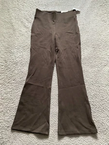 Old Navy Stevie Women Extra Hi-Rise Pull On Crop Pants Brown Size S (26 x 26) - Picture 1 of 11