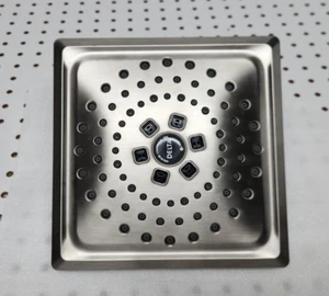 Delta 52684SS Universal 3-Setting Raincan Shower Head in Stainless - Picture 1 of 7