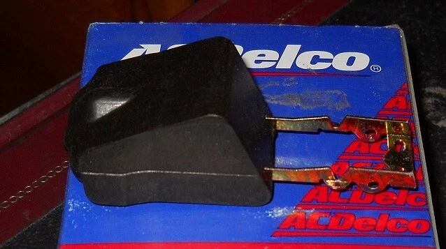 NOS 1969-74 Corvette 1978 GM Truck 1969-74 Buick Rochestor 4 Barrel Carb Float - Image 1 of 1