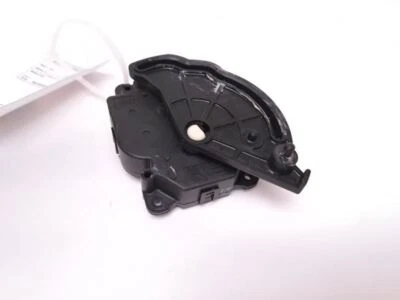 BLOWER FLAP ACTUATOR SERVO MOTOR FOR CADILLAC CTS 2004 - 2009 AW063700-8630 - Image 1 of 4